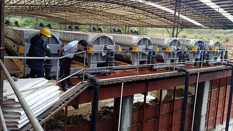 壓濾機(jī)生產(chǎn)廠家解讀:廂式壓濾機(jī)零排放的工藝秘密 壓濾機(jī)生產(chǎn)廠家解讀:廂式壓濾機(jī)零排放的工藝秘密