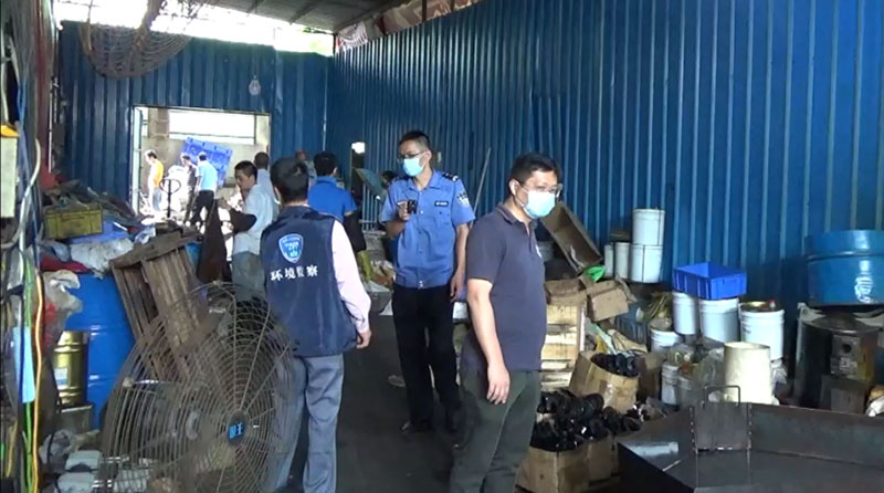 觸目驚心!水全都“染綠”了!多家企業被查處! 觸目驚心!水全都“染綠”了!多家企業被查處!